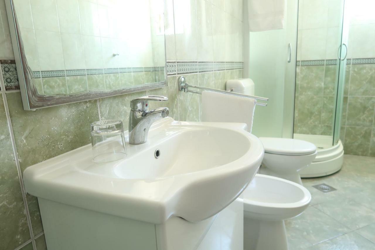 Apartments Maras Примоштен Экстерьер фото